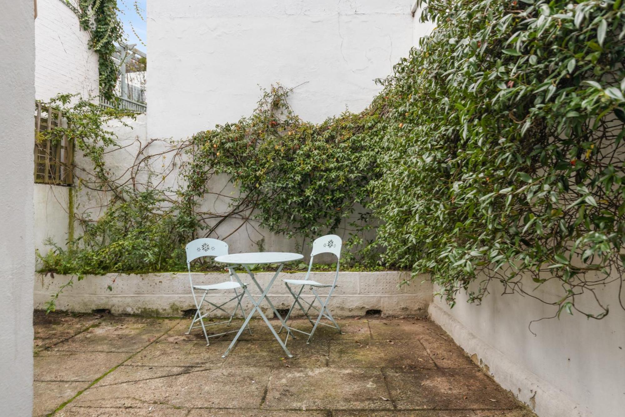 Kensington Two Bedroom House * Londra